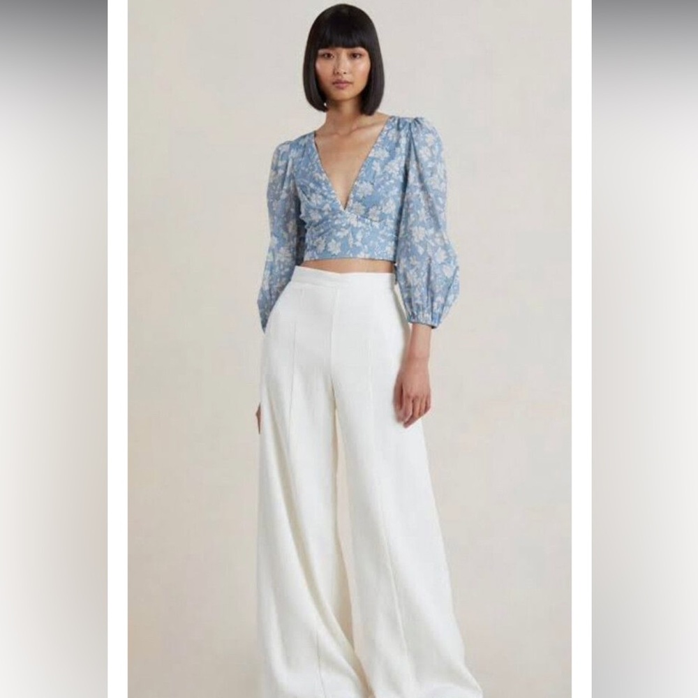 Revolve x bec + bridge Floral skies Blue Floral V-Neck Puff Sleeve Crop Top